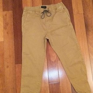 American eagle joggers